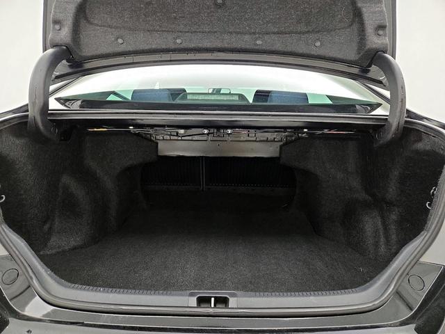 Photo of 2016 Black Toyota Camry