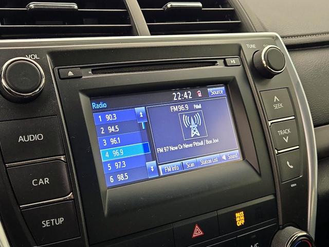Photo of 2016 Black Toyota Camry