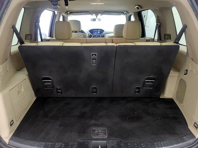 Photo of 2014 Burgundy Honda Pilot