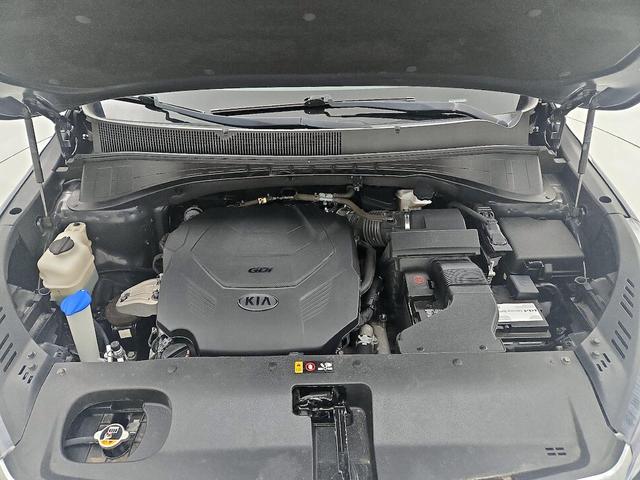 Photo of 2020 Gray Kia Sorento