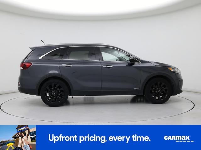 Photo of 2020 Gray Kia Sorento