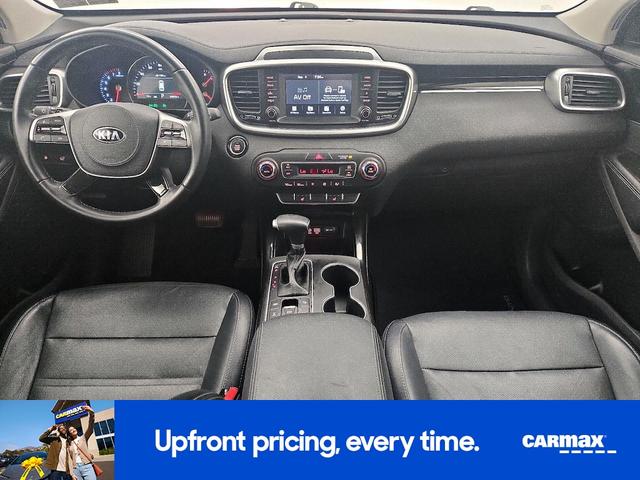 Photo of 2020 Gray Kia Sorento