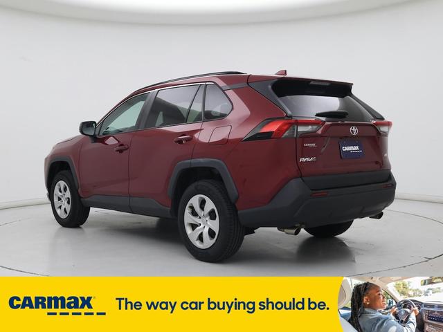 Photo of 2019 Red Toyota RAV4