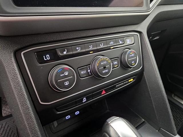 Photo of 2021 Black Volkswagen Atlas