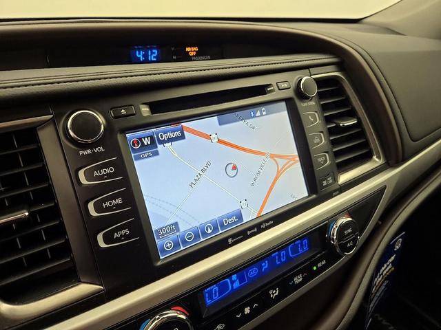 Photo of 2017 Red Toyota Highlander