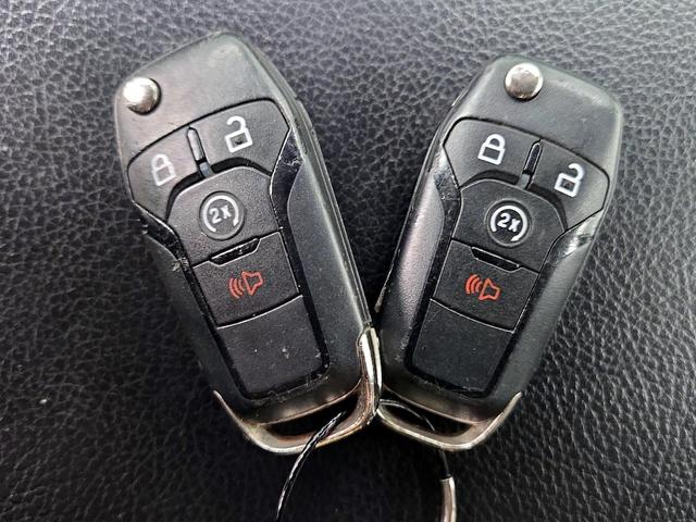 Photo of 2018 Blue Ford F-150