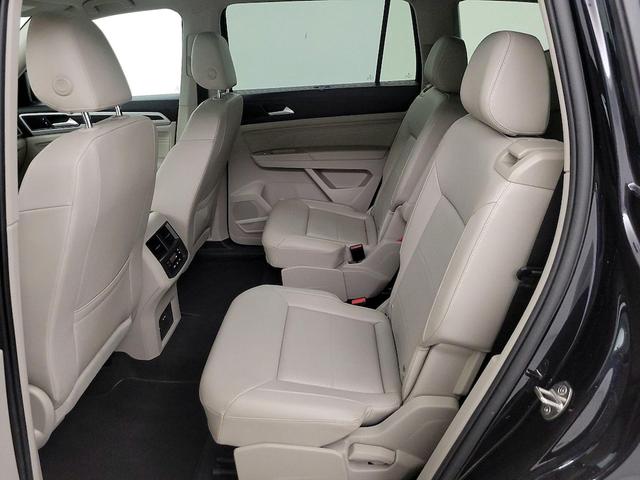 Photo of 2022 Black Volkswagen Atlas