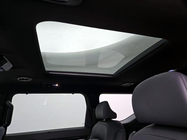 Photo of 2024 Silver Kia EV9