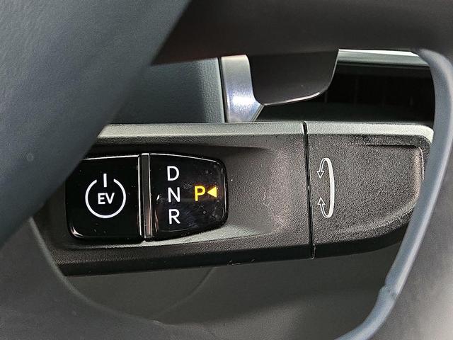 Photo of 2024 Silver Kia EV9