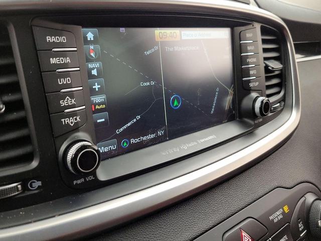 Photo of 2017 Black Kia Sorento