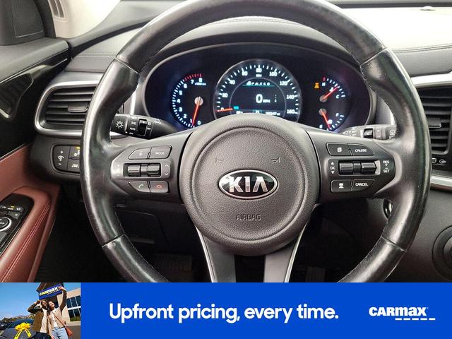 Photo of 2017 Black Kia Sorento
