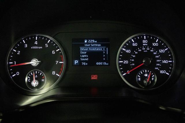Photo of 2022 Everlasting Silver Kia Telluride