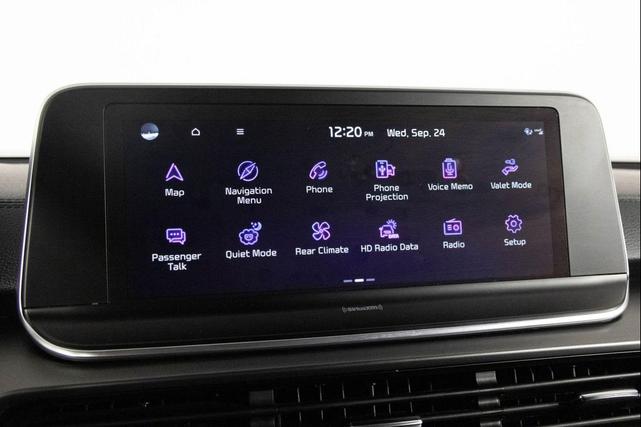 Photo of 2022 Everlasting Silver Kia Telluride