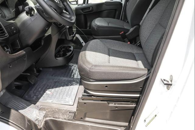 Photo of 2025 Bright White Clearcoat RAM ProMaster 1500