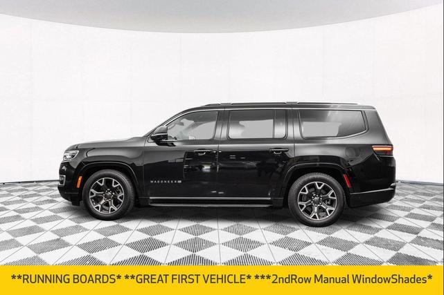 Photo of 2023 Diamond Black Crystal Pearlcoat Jeep Wagoneer