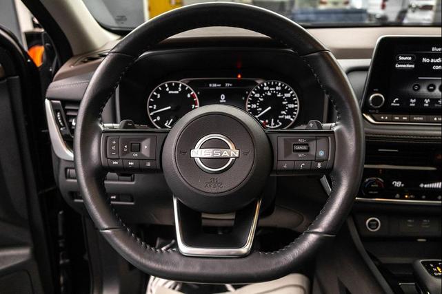 Photo of 2023 Super Black Nissan Rogue