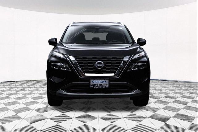 Photo of 2023 Super Black Nissan Rogue