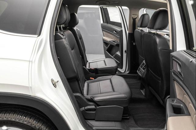 Photo of 2021 White Volkswagen Atlas