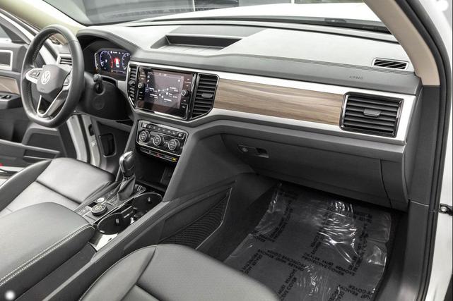 Photo of 2021 White Volkswagen Atlas