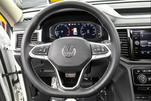 Photo of 2021 White Volkswagen Atlas