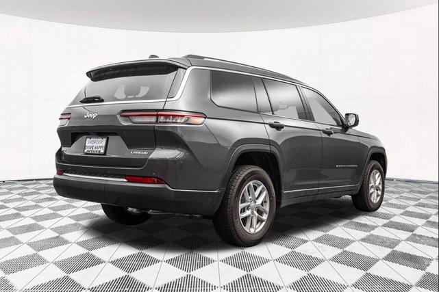 Photo of 2023 Baltic Gray Metallic Clearcoat Jeep Grand Cherokee L