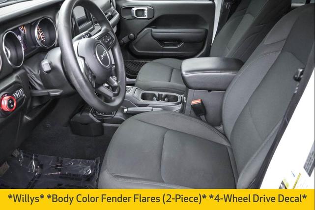 Photo of 2022 Bright White Clearcoat Jeep Gladiator