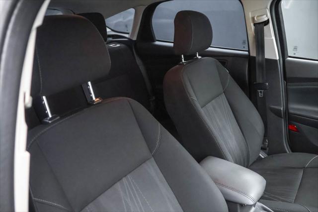 Photo of 2016 Ingot Silver Ford Focus