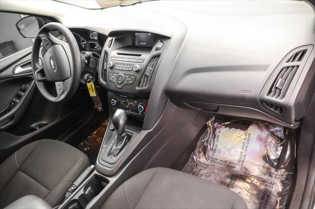 Photo of 2016 Ingot Silver Ford Focus
