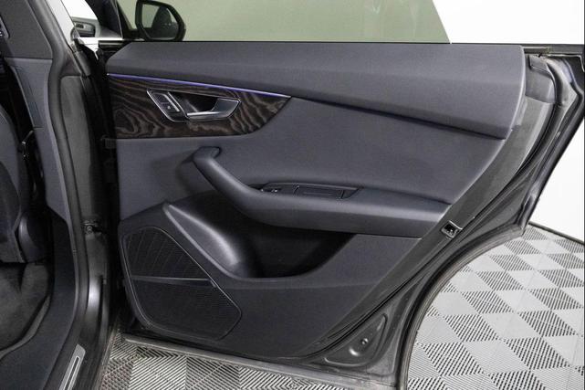 Photo of 2019 Samurai Gray Metallic Audi Q8