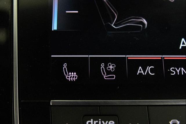 Photo of 2019 Samurai Gray Metallic Audi Q8