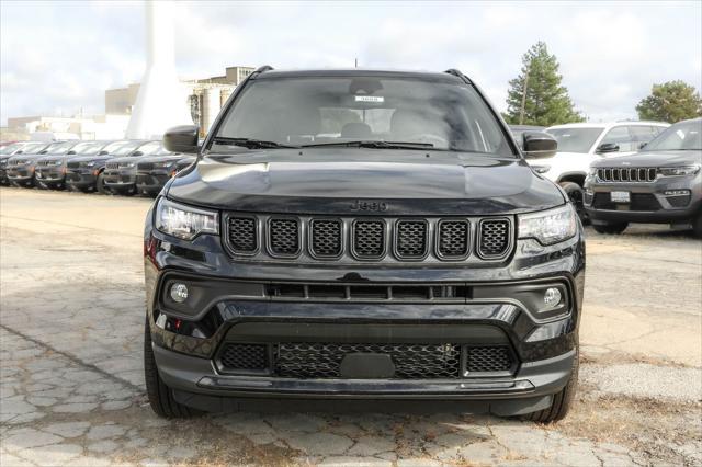 Photo of 2024 Diamond Black Crystal Pearlcoat Jeep Compass