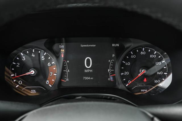 Photo of 2024 Diamond Black Crystal Pearlcoat Jeep Compass