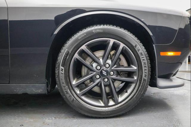 Photo of 2019 Pitch Black Clearcoat Dodge Challenger