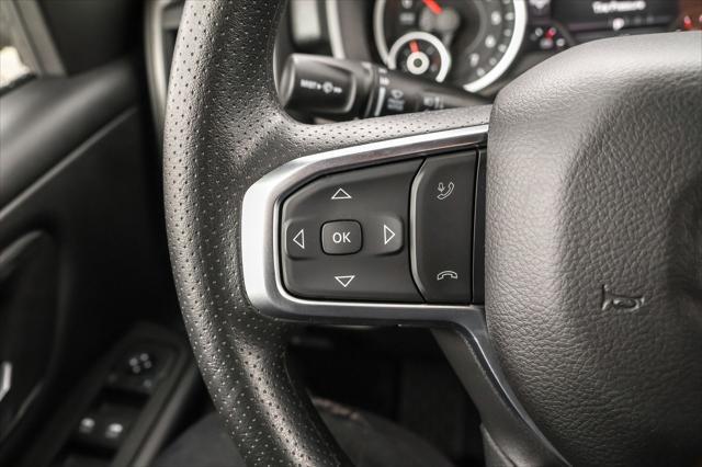 Photo of 2025 Diamond Black Crystal Pearlcoat RAM 1500