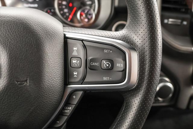 Photo of 2025 Diamond Black Crystal Pearlcoat RAM 1500