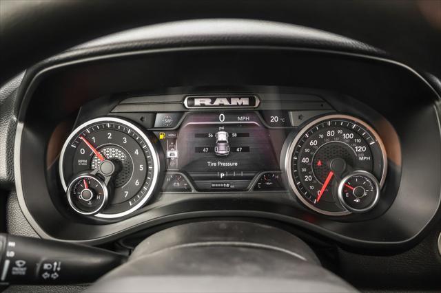 Photo of 2025 Diamond Black Crystal Pearlcoat RAM 1500