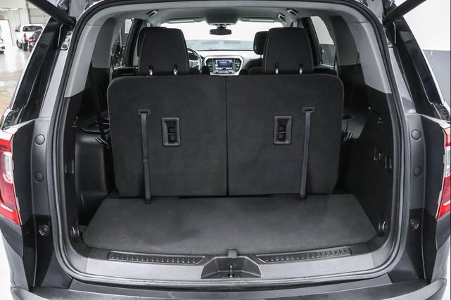 Photo of 2023 Ebony Twilight Metallic GMC Acadia