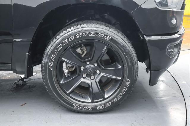 Photo of 2022 Diamond Black Crystal Pearlcoat RAM 1500