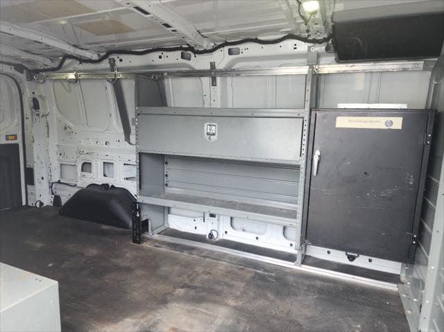 Photo of 2017 Oxford White Ford Transit-250