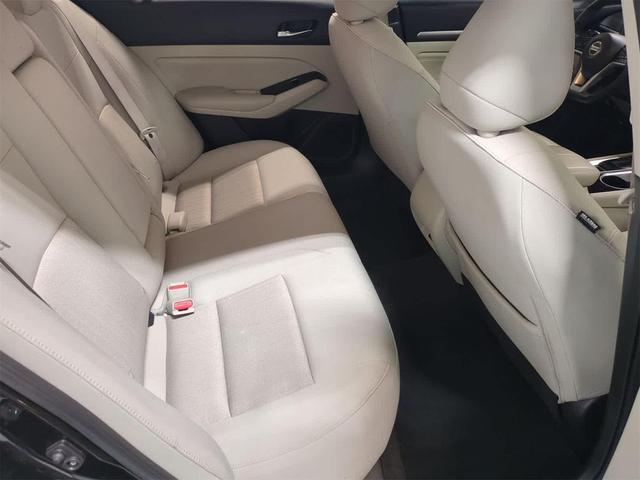 Photo of 2022 Super Black Nissan Altima