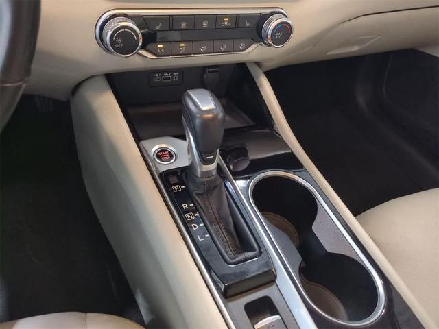 Photo of 2022 Super Black Nissan Altima
