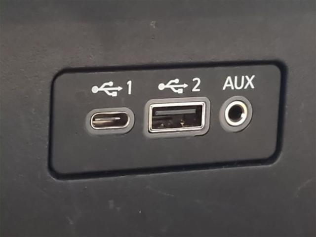 Photo of 2022 Super Black Nissan Altima