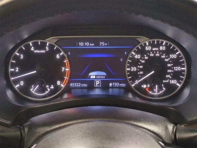 Photo of 2022 Super Black Nissan Altima