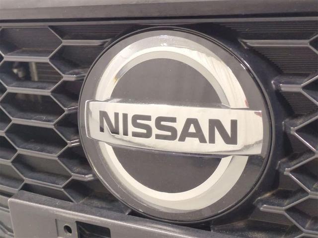 Photo of 2022 Super Black Nissan Altima