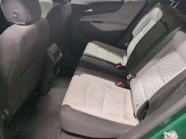 Photo of 2018 Ivy Metallic Chevrolet Equinox