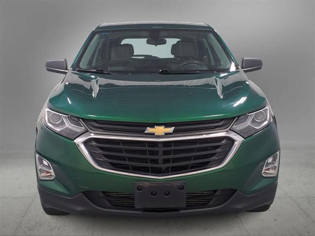 Photo of 2018 Ivy Metallic Chevrolet Equinox