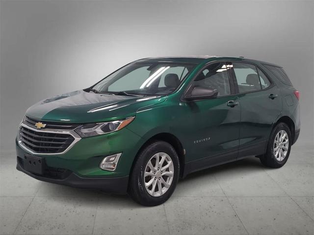 Photo of 2018 Ivy Metallic Chevrolet Equinox