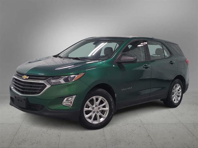 Photo of 2018 Ivy Metallic Chevrolet Equinox
