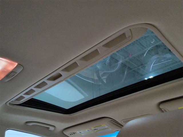 Photo of 2010 Crystal Black Silica Subaru Tribeca