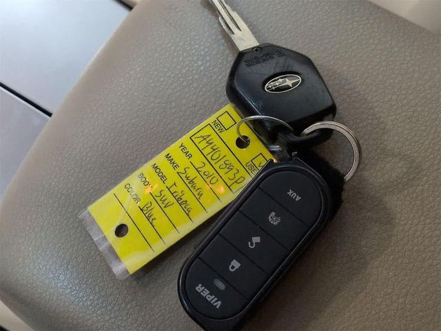 Photo of 2010 Crystal Black Silica Subaru Tribeca